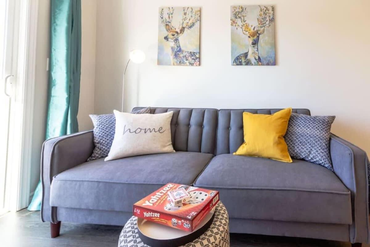 Newly Renovated Modern Condo Near Hospital, Unb Patio & Parking Coffee Сент-Джон Экстерьер фото